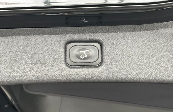 Ford S-Max 2,5 FHEV Vignale 140KW  7 míst, nabídka 4e34cf09-dda2-47a4-aa2c-0173ef8cf030