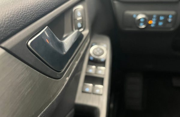 Ford Kuga 2,0 EB  140 kW AWD Titanium, nabídka fd8bd7a5-d243-423f-a2f1-83c8f141d57f