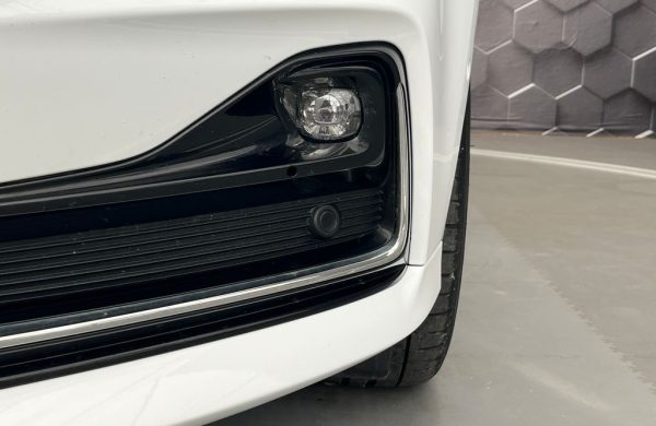 Ford S-Max 2.0 EB Titanium LED manuál, nabídka 5cd0d2ae-6756-413a-904a-f76a346c8cdb