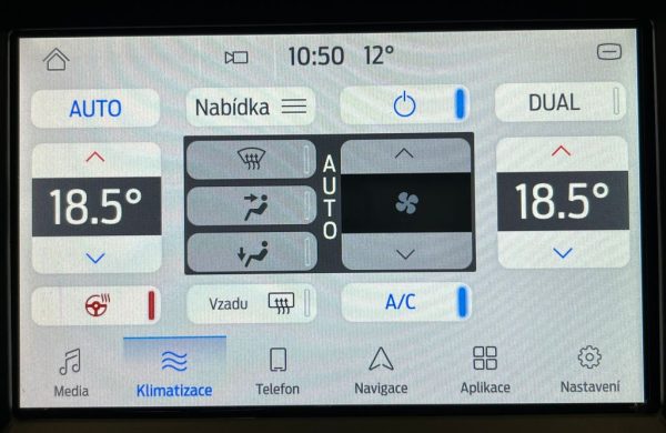 Ford S-Max 2.0 EB Titanium LED manuál, nabídka 5cd0d2ae-6756-413a-904a-f76a346c8cdb