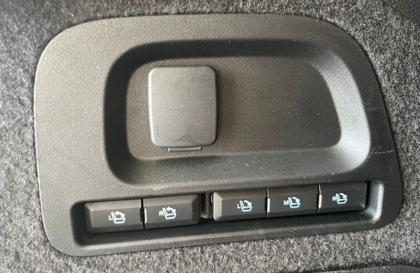 Ford Galaxy 2.5 HEV TITANIUM 7 míst , nabídka 67c81340-3bbf-4c3c-bb48-a6e2f1674672
