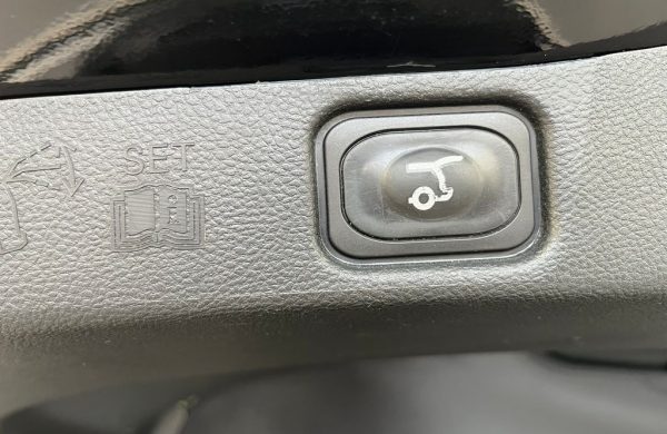 Ford Galaxy 2.5 HEV TITANIUM 7 míst , nabídka 67c81340-3bbf-4c3c-bb48-a6e2f1674672