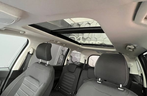 Ford Galaxy 2.5 HEV TITANIUM 7 míst , nabídka d0ea06f1-b49b-4b94-830e-1c7b934a6af0