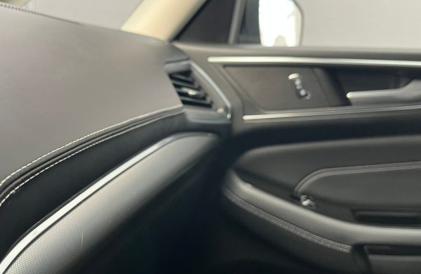 Ford Galaxy 2.5 HEV VIGNALE LED 7míst, nabídka cd41821d-76b1-4b82-8b00-9a79fa5ef1e4