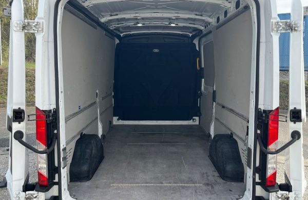 Ford Transit 2.0 350 L3H2 FWD, nabídka c8c332ac-40ba-486d-aef7-ca581042a3b3