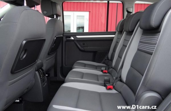 Volkswagen Touran 2.0 TDi Comfortline PARK. ASISTENT, nabídka A103/17