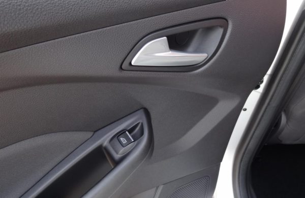 Ford Focus 2.0TDCi Titanium NAVIGACE VYHŘ.SKLO, nabídka A104/18