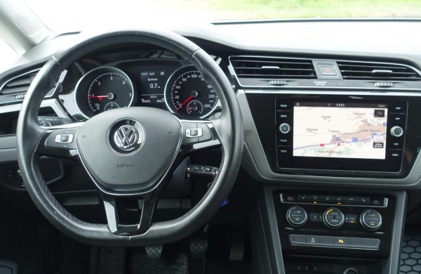Volkswagen Touran 2.0 TDi Comfortline NEZ. TOPENÍ, nabídka A105/22