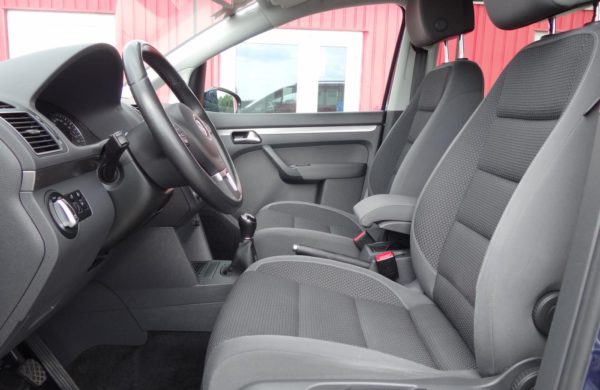 Volkswagen Touran 2.0 TDi Comfortline NAVI,NEZ.TOPENÍ, nabídka A112/18