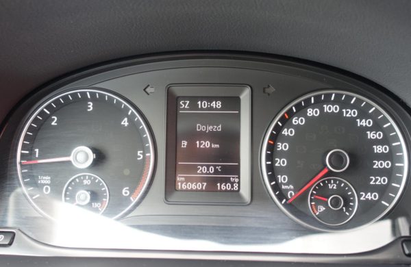 Volkswagen Touran 2.0 TDi CZ NAVI, VYHŘ. SEDADLA, nabídka A112/19