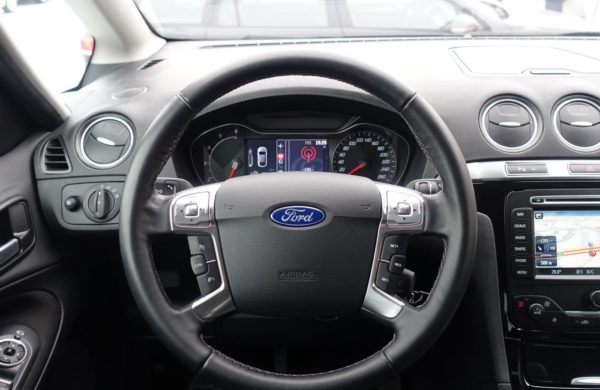 Ford S-MAX 2.0 TDCi Titanium XENONY, NAVIGACE, nabídka A11/19