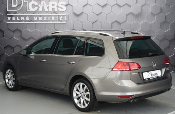 Volkswagen Golf 2.0 TDi Highline Bi-XENONY, WEBASTO, nabídka A11/21