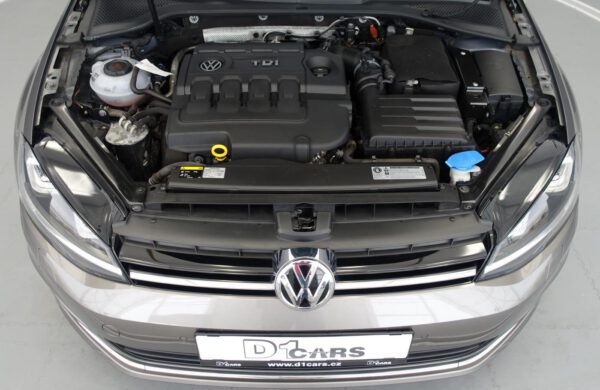 Volkswagen Golf 2.0 TDi Highline Bi-XENONY, WEBASTO, nabídka A11/21