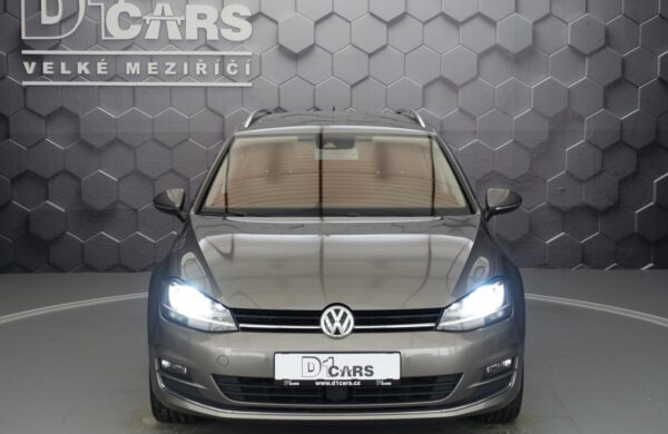 Volkswagen Golf 2.0 TDi Highline Bi-XENONY, WEBASTO, nabídka A11/21