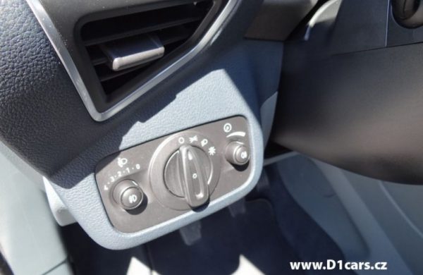 Ford Grand C-MAX 2.0 TDCi Titanium NAVIGACE, PANORAMA, nabídka A121/16