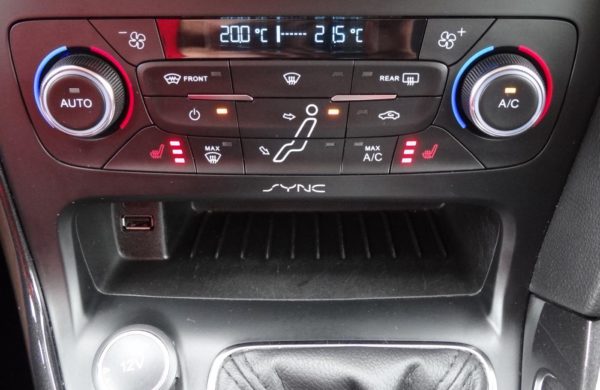 Ford Focus 2.0 TDCi Titanium Facelift NAVIGACE, nabídka A121/18