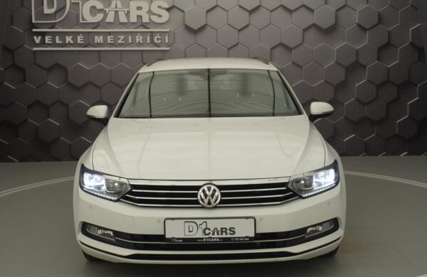 Volkswagen Passat 2.0 TDi R-Line DSG ACC Tempomat, nabídka A121/21