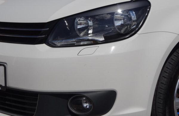 Volkswagen Touran 2.0 TDi Highline NEZ.TOPENÍ, KAMERA, nabídka A122/18