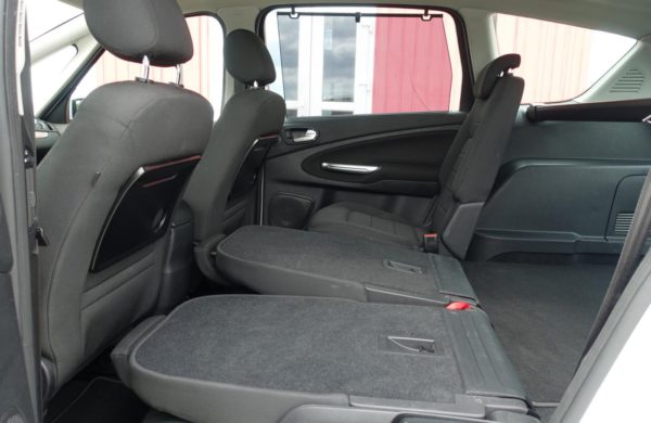 Ford S-MAX 2.0 TDCi Titanium 2015 ZIMNÍ PAKET, nabídka A122/19