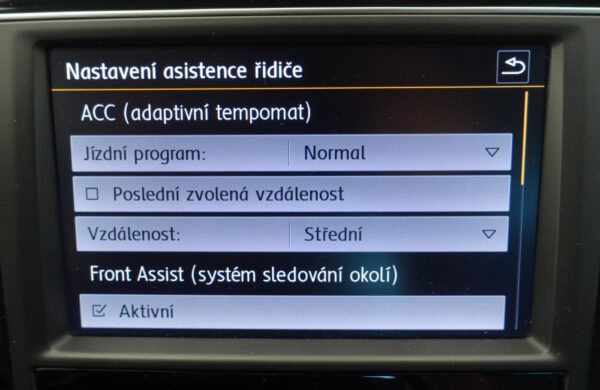 Volkswagen Passat 2.0 TDi R-Line LED SVĚTLA, nabídka A122/21