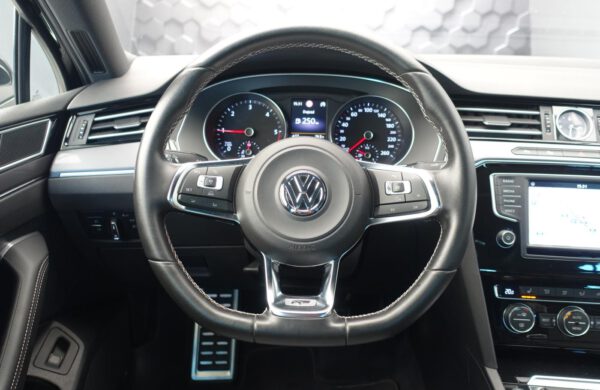 Volkswagen Passat 2.0 TDi R-Line LED SVĚTLA, nabídka A122/21