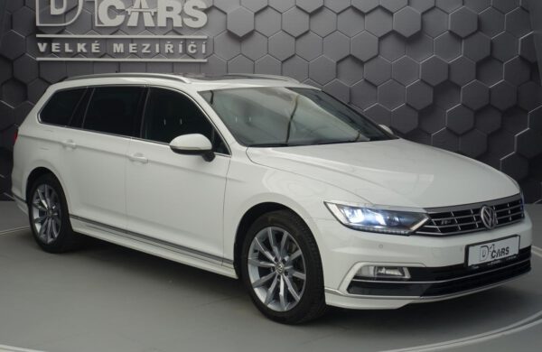 Volkswagen Passat 2.0 TDi R-LINE DSG Act.infoDisplay, nabídka A124/21