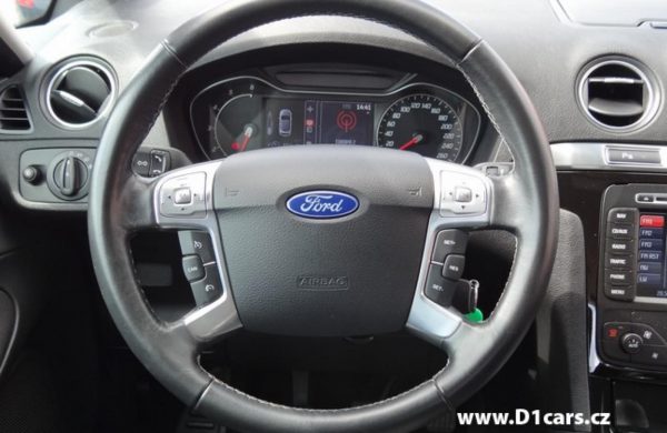 Ford S-MAX 2.0 TDCi Titanium 7 MÍST, XENONY, nabídka A127/17