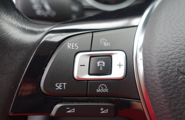 Volkswagen Passat 2.0 TDi ACC TEMPOMAT, CZ NAVIGACE, nabídka A127/20