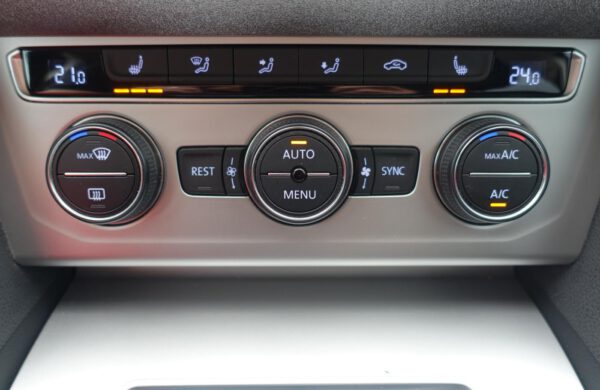 Volkswagen Passat 2.0 TDi ACC TEMPOMAT, CZ NAVIGACE, nabídka A127/20