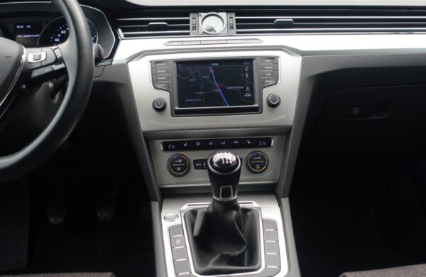 Volkswagen Passat 2.0 TDi ACC TEMPOMAT, CZ NAVIGACE, nabídka A127/20
