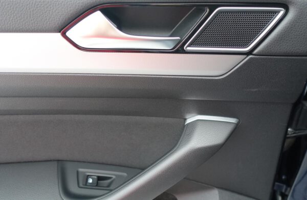 Volkswagen Passat 2.0 TDi ACC TEMPOMAT, CZ NAVIGACE, nabídka A127/20