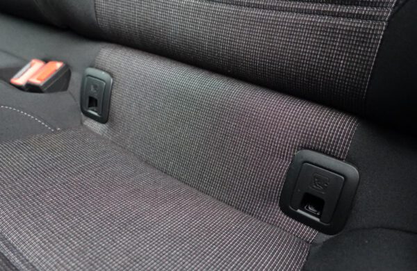 Volkswagen Passat 2.0 TDi ACC TEMPOMAT, CZ NAVIGACE, nabídka A127/20