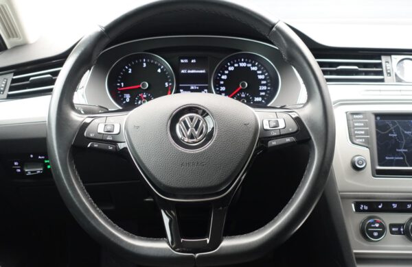 Volkswagen Passat 2.0 TDi ACC TEMPOMAT, CZ NAVIGACE, nabídka A127/20