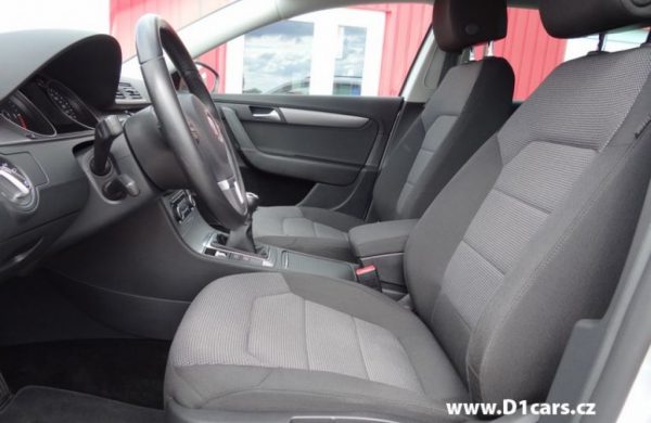 Volkswagen Passat 2.0 TDi Comfortline, NAVIGACE, nabídka A128/16