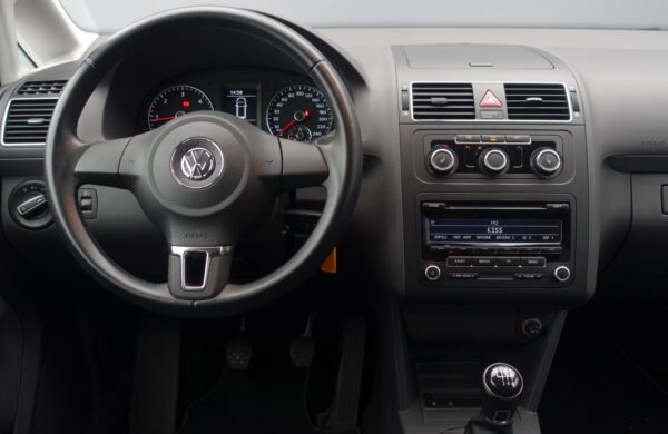 Volkswagen Touran 2.0 TDi Comfortline VYHŘ. SEDADLA, nabídka A130/20