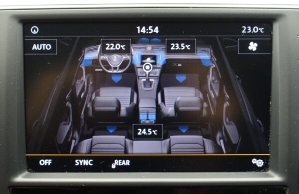 Volkswagen Passat 2.0 TDi DSG,ACC TEMPOMAT,LED SVĚTLA, nabídka A131/20