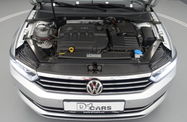 Volkswagen Passat 2.0 TDi DSG,ACC TEMPOMAT,LED SVĚTLA, nabídka A131/20