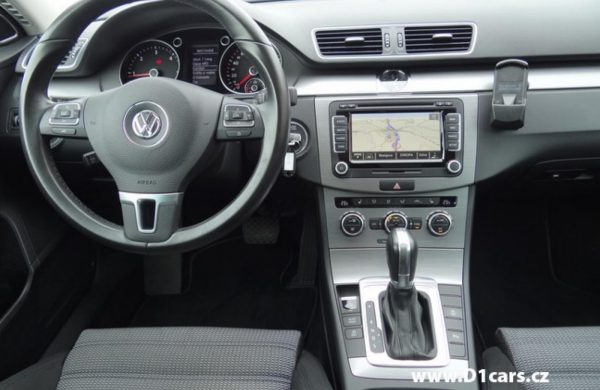 Volkswagen Passat 2.0 TDi DSG, BI-XENONY, PANORAMA, nabídka A133/17