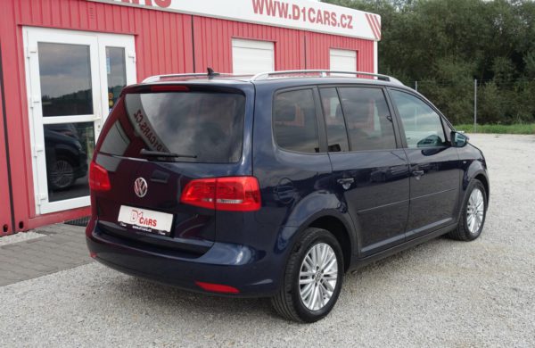 Volkswagen Touran 2.0 TDi DSG Cup NAVI, VYHŘ.SEDADLA, nabídka A136/19