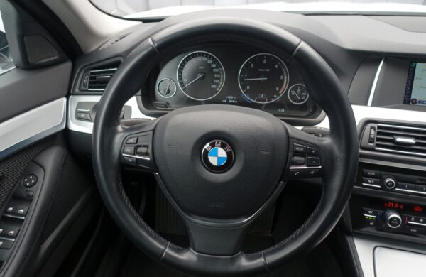 BMW Řada 5 3.0 530 xDrive 190kW BI-XENONY,NAVI, nabídka A136/20