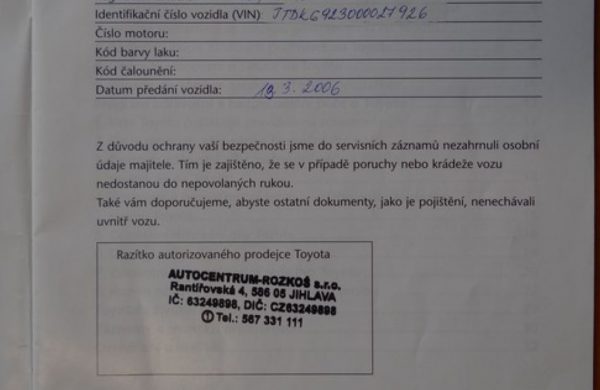 Toyota Yaris 1.0i KLIMA,2.MAJITEL,SERVISNÍ KNIHA, nabídka A137/15