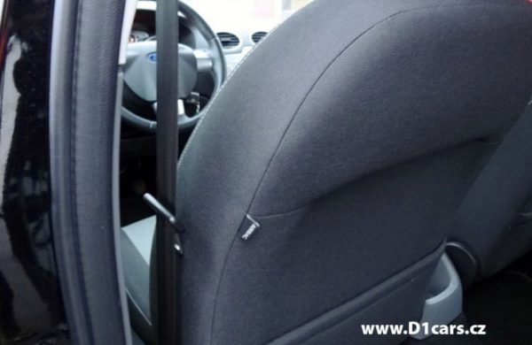 Ford Focus 1.6 TDCi NAVIGACE, VYHŘÍVANÉ SKLO, nabídka A138/14
