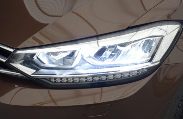 Volkswagen Touran 2.0 TDi DSG Comfortline LED SVĚTLA, nabídka A13/21