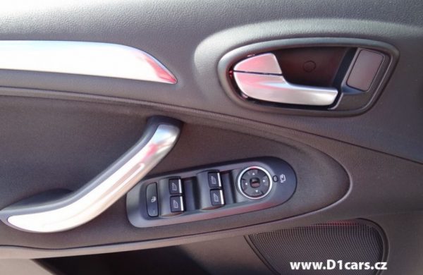 Ford S-MAX 2.0 TDCi 120kW Titanium XENONY, NAVI, nabídka A142/16