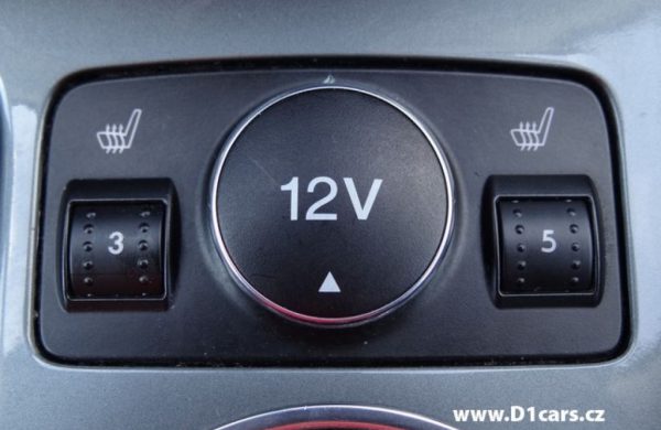 Ford C-MAX 1.6 TDCi Titanium NAVI, ZIMNÍ PAKET, nabídka A144/16