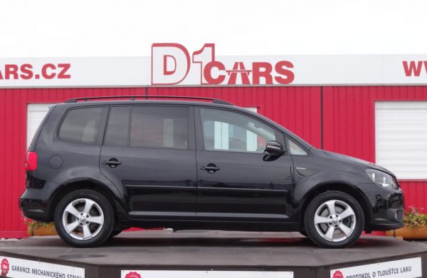 Volkswagen Touran 2.0 TDi CR NAVIGACE, PARKOVACÍ KAMERA, nabídka A147/14