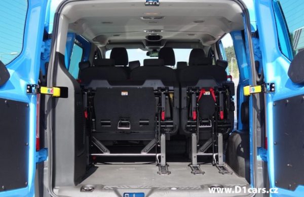 Ford Tourneo Custom 2.2 TDCi 9 MÍST NAVI, ZIMNÍ PAKET, nabídka A148/17