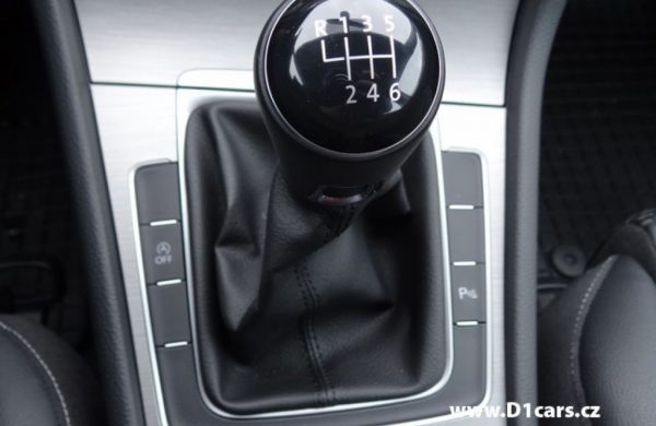 Volkswagen Golf 1.2 TSi 81 kW, DIGI KLIMA ,POLOKŮŽE, nabídka A14/17