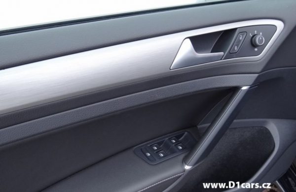Volkswagen Golf 1.2 TSi 81 kW, DIGI KLIMA ,POLOKŮŽE, nabídka A14/17