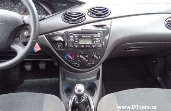 Ford Focus 1.6i 16V GHIA, nabídka A157/16